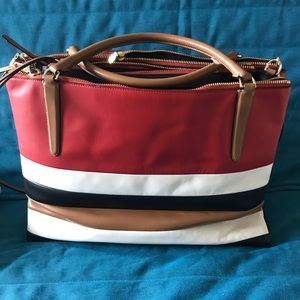 Large Fall Coach Borough Bag 30359